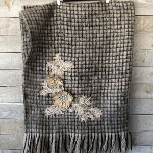 Floral pearl iridescent sequins embellished lap blanket